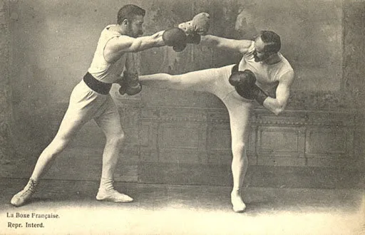 Fotografia d’epoca di un incontro classico di savate o boxe francese